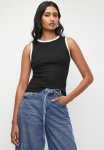 Superbalist Tipping Boat Neck Neck Vest - Black & White Tapping