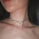Simple Hollow Heart Short Collar Chain Necklace