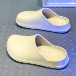 Men's Solid Hollow Out Closed Toe Clogs Comfy Non Slip Soft Sole Slippers For Men's Outdoor Activities