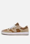 Vans Lowland Cc