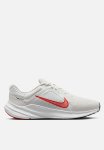 Nike Quest 5
