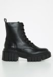Philly Lace Up Boot - Black
