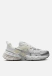 Nike V2K Run