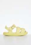 PoP Candy Cage Sandals - Yellow