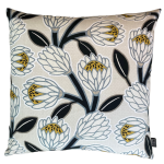 Protea Magnifica Natural Scatter Cover