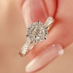 Exquisite Elegant 4 Prong Inlaid Round Zirconia Ring Bridal Engagement Wedding Jewelry For Women Wedding Band Proposal Party Jew