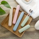 1PC 4PCS Travel Toothbrush Box Toothbrush Storage Box Plastic Toothbrush Holder With Air Vent Suitable For Travel Family Packagi