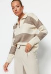 Soft Texture Zipper Knitwear Sweater - Beige