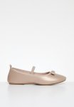 PoP Candy Bow Decor Pumps-gold