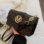 Retro Letter Graphic Crossbody Bag Women's Chain Shoulder Bag Trendy Square Handbag & Purses