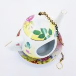 Teapot Bird Feeder - Factory Plaza