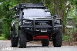 Toyota Hilux GD6 Jungle 4×4 Crown Series 2020 + Full Hoop Front Bumper For