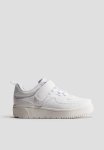 Trainers - White