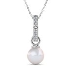 DESTINY Amaya Pearl Necklace With Swarovski Crystals