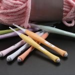 8PCS Ergonomic Crochet Hook Set With Candy-colored Handles - Ideal For Arthritis Sufferers Beginners & Craft Lovers