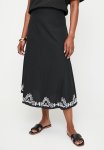 Edit Embroidered Hem Circle Skirt Co-ord -black
