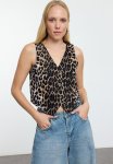 Fitted Leopard Patterned Fitted Vest - Multicolored