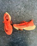 Nike Air Zoom Neon Orange Tekkies Size 6 Adult
