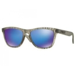 Oakley Wingback