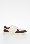 Soviet Y Society 24 - Beige choc burg