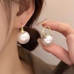 1 Pair Of Elegant Faux Pearl Earrings Vintage & Sexy Style Women's Fashion Accessory Perfect For Daily Wear Weddings & Special O