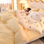 Contemporary GEOMETRIC-1PC Pattern Comforter - Machine Washable Microfiber Filling & Polyester Cover Winter Fantasy Theme Digita