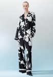 Long-sleeved Shirt - Black & White Floral