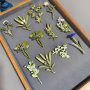 Creative All-match Green Plant Flower Pearl Brooch