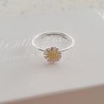 Demi Ring 925 Sterling Silver Flower Ring - Size 7