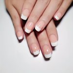 24PCS White French Tip Press On Nails Nude Pinkish Fake Nails Short Glossy Full Cover Short Square False Nails For Women And Gir