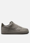 Nike Air Force 1 '07 LV8