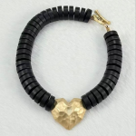 Battered Heart Beaded Circle Necklace - Black Free
