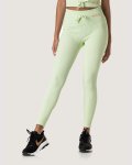 Ribbed Statement Scrunch-bum LEGGINGS - Lime - Small