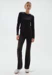 Long-sleeved Microfibre Top - Black