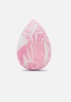 - Marble Design Makeup Blender - Strawberry Ice-cream