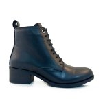 Sorted Black - Black 42 Leather