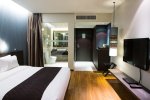 Guest Lodge