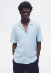Regular Fit Crinkled Resort Shirt - Light Blue