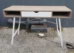 Modern Desk With Drawer