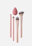 Essential Make-up Kit For Face And Eyes - Red