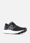 New Balance Women's Fresh Foam Evoz V3 D Wide - Black white - UK8