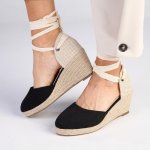 Madison Cleo Closed Toe Espadrille Wedge - Black - 8