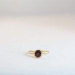 Round - Large - Garnet Large