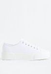 Platform Trainers - White