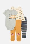 PoP Candy 4 Piece Bodyvest & Legging Set - Multi