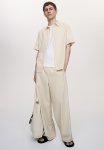 Regular Fit Textured Shirt - Cream
