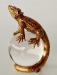 Lizard On Crystal Ball – 20X12X10CM