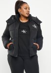 Calvin Klein Plus Mw Non-down Short Puffer - Ck Black