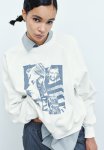Printed Sweatshirt - Cream & Kurt Cobain