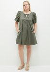 AMANDA LAIRD CHERRY Moreland - Dusty Olive Poplin